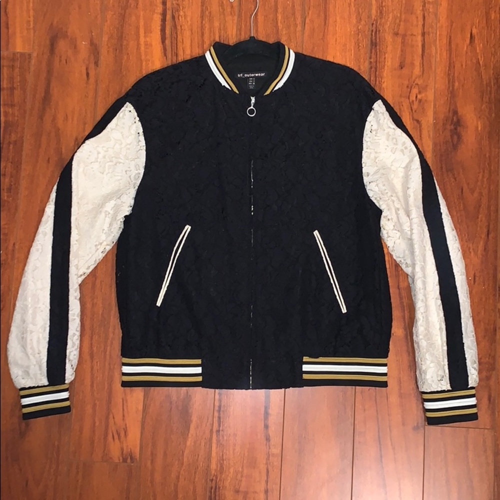 ZARA LACE BOMBER JACKET SIZE SMALL